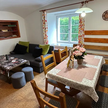 Hnizdo Holiday home *